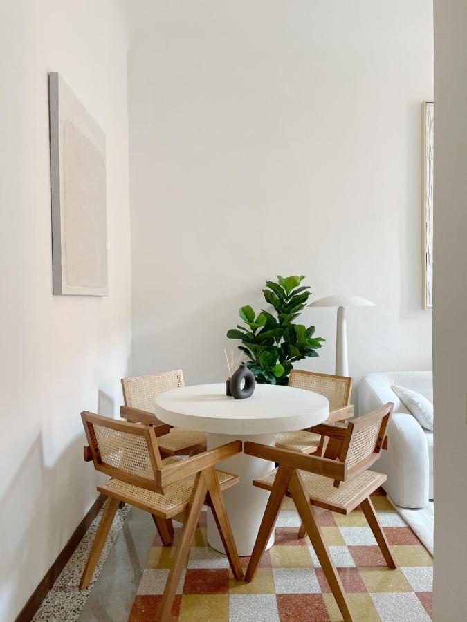 Casa Unica Milano - Typical & Charming Apartment - Navigli II Milão Exterior foto